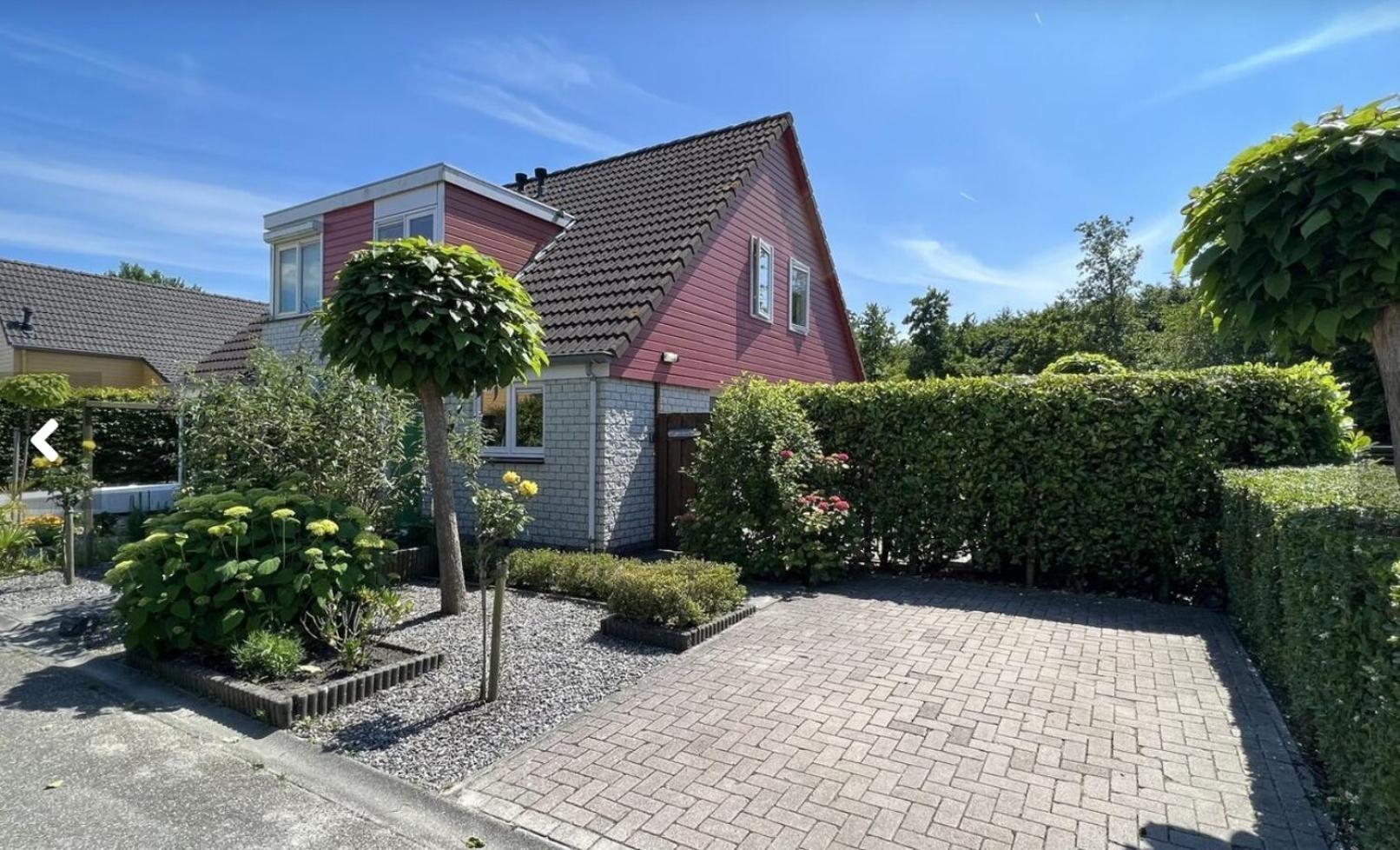 Vakantiehuis Op Villapark Oesterbaai Aan Zee , Met Speeltuin Grenzend Aan De Tuin Wemeldinge Exterior foto