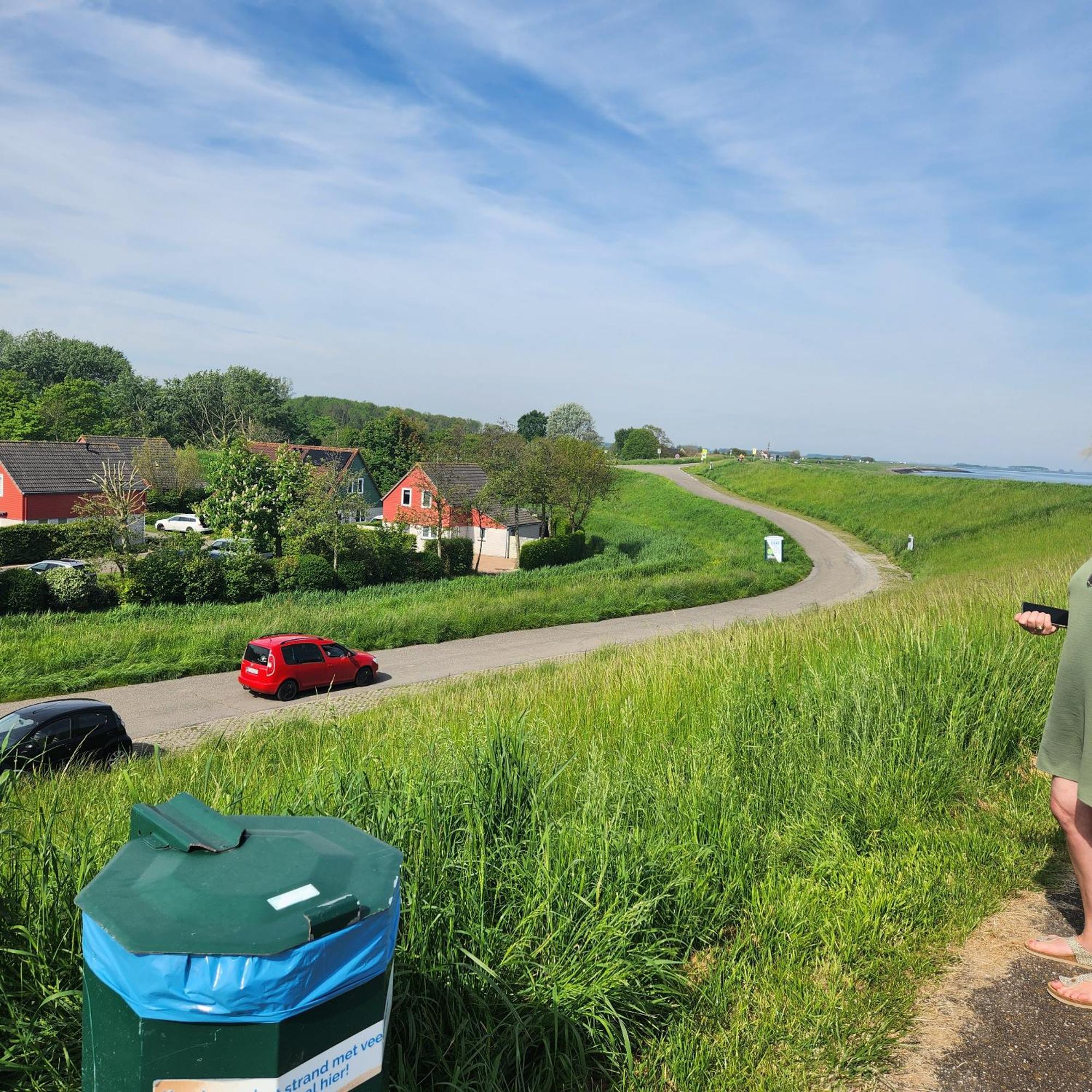 Vakantiehuis Op Villapark Oesterbaai Aan Zee , Met Speeltuin Grenzend Aan De Tuin Wemeldinge Exterior foto